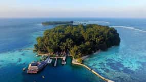 Jakarta: Pelangi Island Trip w/ Transfers, Snorkel & Canoe