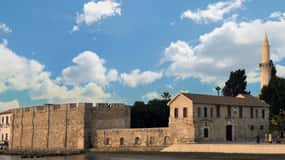 Larnaca: Private Walking Tour of the City with a Local Guide