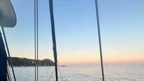 Yelken Macerası: Costa Brava'yı Keşfedin, Gezin ve Keyfini Çıkarın