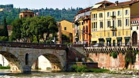 Private Walking Tour of Verona