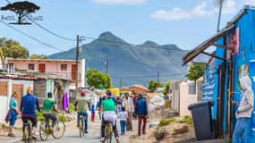 Cape Town: Cultural Cycling Tour