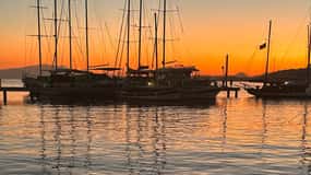 Bodrum: Private Sunset Yacht Tour with light Dinner