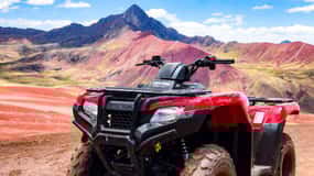 ATV Tour in Rainbow Mountain and Red Valley with Food