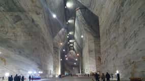 Muddy Volcanoes and Salt Mine Private Tour