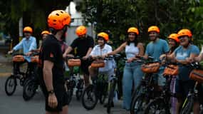 The Other Side of El Poblado History & Contrasts E-Bike Tour