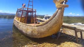 De La Paz: Tihuanacu e Lago Titicaca em um dia com almoço