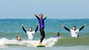 Surf lessons on the mythical site of La Torche