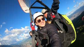 Bello: Paragliding in Medellín