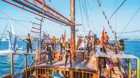 Pirate Ship Day Tour Puerto Vallarta: Snorkel, Food and more