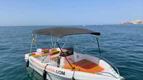 Malaga: Boat rental without license
