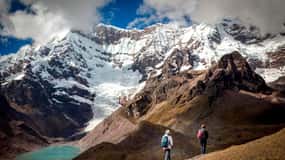 From Cuzco: Ausangate 7 Lakes Full-Day Adventure Tour