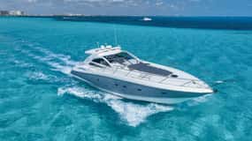 Cancún: Alquiler de yates de 52 pies