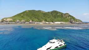 Okinawa:Naha:Kerama Island Experience １Dive and Snorkeling