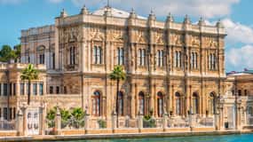 Istanbul: Dolmabahce Palace & Harem Skip-the-Line Entry