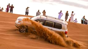Dubai: Desert Safari with BBQ Dinner & Quad Biking Options