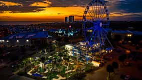 Panama City Beach: Biglietto SkyWheel e Mini Golf Combo