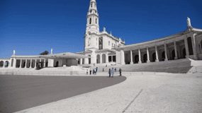 Tour to Fátima, Nazaré and Óbidos - LUXURY SEDAN