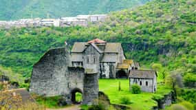 Tbilisi to Armenia: Monuments, Mountains & Medieval Wonders
