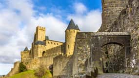 Carcassonne: Express Walk with a Local in 60 minutes