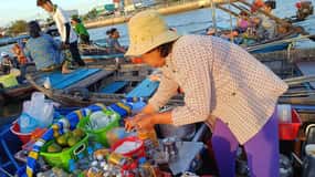 HCMC: Private Mekong Tour w/ Floating Market & 5-stars Hotel