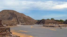 Desde CDMX: tour a Tula y Teotihuacán.