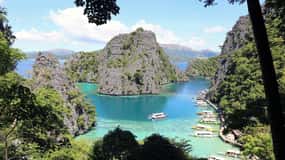 CORON:ISLAND TOUR A Lakes and Snorkeling with Corals