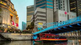 Singapore River Cruise and 2 Must-see Water Light Shows