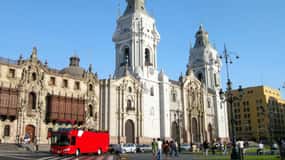 Lima : visite de la ville + bus panoramique à 360°