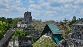 From El Remate: Tikal Guided Tour - All Inclusive