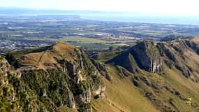 Napier: Art-Deco + Te Mata Peak+ Garden Walk + Wine Tasting