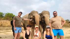 Expérience d'une journée avec les éléphants du Cambodge au départ de Siem Reap