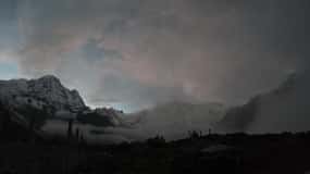 Pokhara: 7-Day Annapurna Base Camp & Jhinu Hot Springs Trek