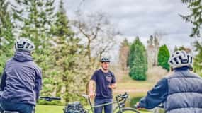 Stirling: The Essential E-Bike Tour of The City and Beyond