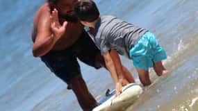 Spiaggia di Tamarindo: la migliore lezione di surf
