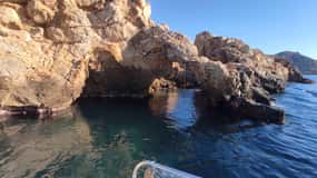Cartagena: Guided boat tour of Cartagena and Algamecas Port