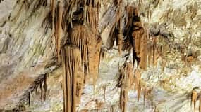 Desde Liubliana: Excursión Guiada a la Cueva de Postojna y al Castillo de Predjama