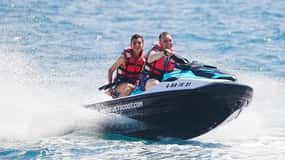 Pacote Ibiza (Parasailing + Jetski 30 minutos)