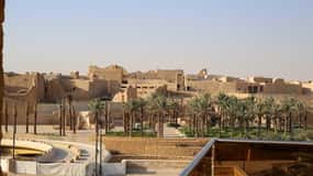 Von Diriyah zum Alzal Markt mit privatem Transport