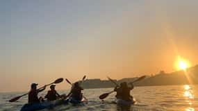 DUBROVNIK: Tour in kayak al tramonto nella baia di Lapad - tour per piccoli gruppi