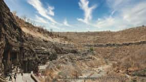 Aurangabad: Excursão de 3 dias à Cratera Lonar, Ajanta e Grutas de Ellora