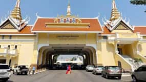 Private Transfer Siem Reap to Poipet Thailand border