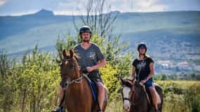 De Split: Passeios a cavalo e exploração de jipe com tudo incluído