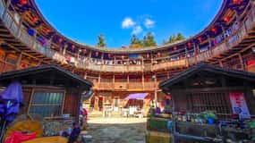 Xiamen: Nanjing Tianluokeng Hakka Cluster 1-Day Trip