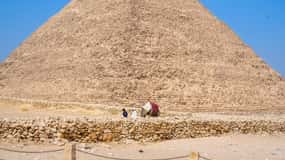 Cairo/Giza: Pyramids, Memphis, and Sakkara Day Tour