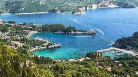 Corfou : Excursion en bus et baignade à Paleokastritsa et au musée de l'huile d'olive