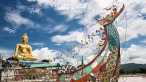 Chiang Rai: 3 Temples and Golden Triangle 1 Day Tour