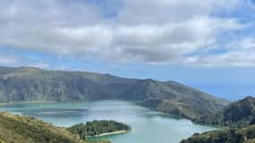 Tour guiado de van Sete Cidades, Lagoa do Fogo - lagos vulcânicos