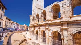 Arles: Cruzeiro no rio com cultura e história - Viagem de 1 dia com refeições