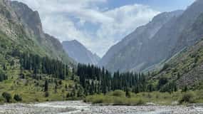 Ala-Archa National Park & Bishkek Top Attractions (en dag)