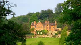 London: Winston Churchill Family Home with Transportation